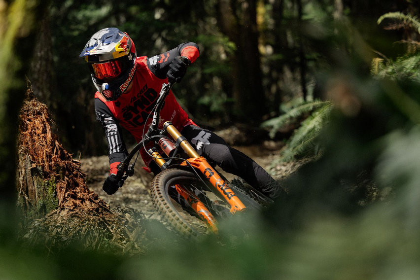 fox-rampage-rs-casco-downhill