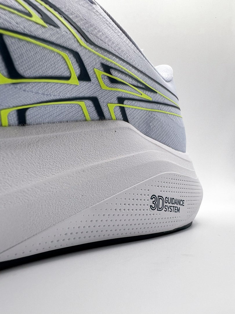 GT-2000-14-di-ASICS.jpg