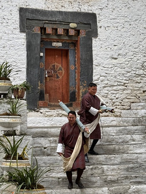 Bhutan - Dino Bonelli