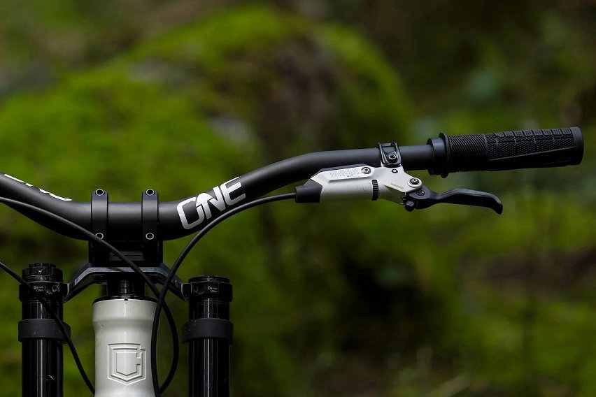 setup cockpit mtb - oneup v2 carbon rise 50 mm