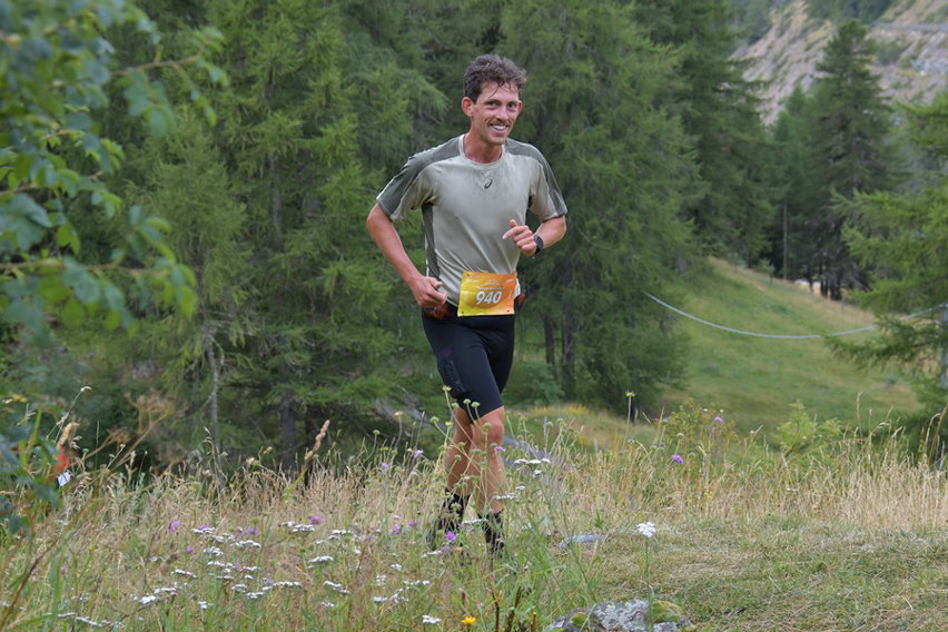 Paolo Dellavesa La Thuile Trail con ASICS