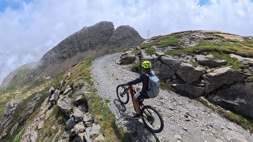 e-bike-Alpi-avventura-Insta360-x5