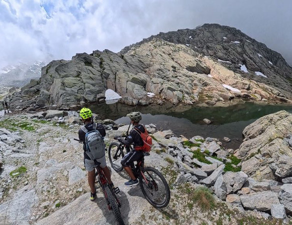 e-bike-Alpi-avventura-Insta360-x5