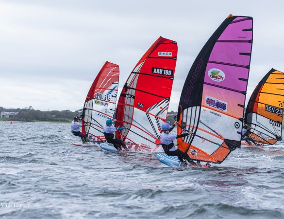 Cold Hawaii Youth Windsurf 2025, lo Slalom