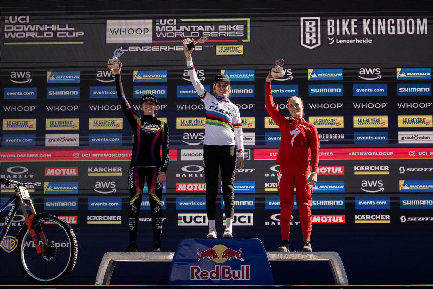 world cup dh 2025 lenzerheide podio junior women