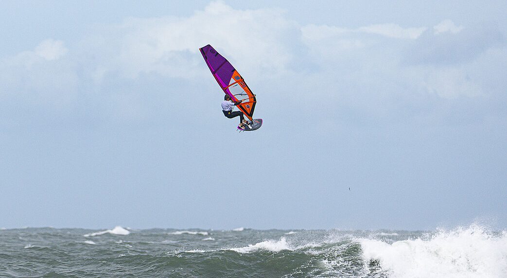 Cold Hawaii Youth Windsurf Wave & Slalom World Cup