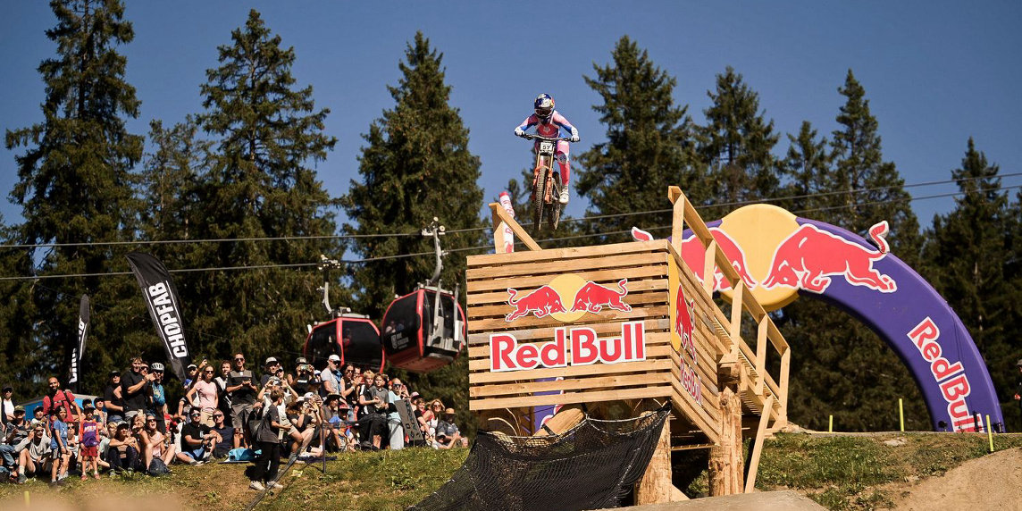 World Cup DH Lenzerheide: vincono Seagrave e Pierron