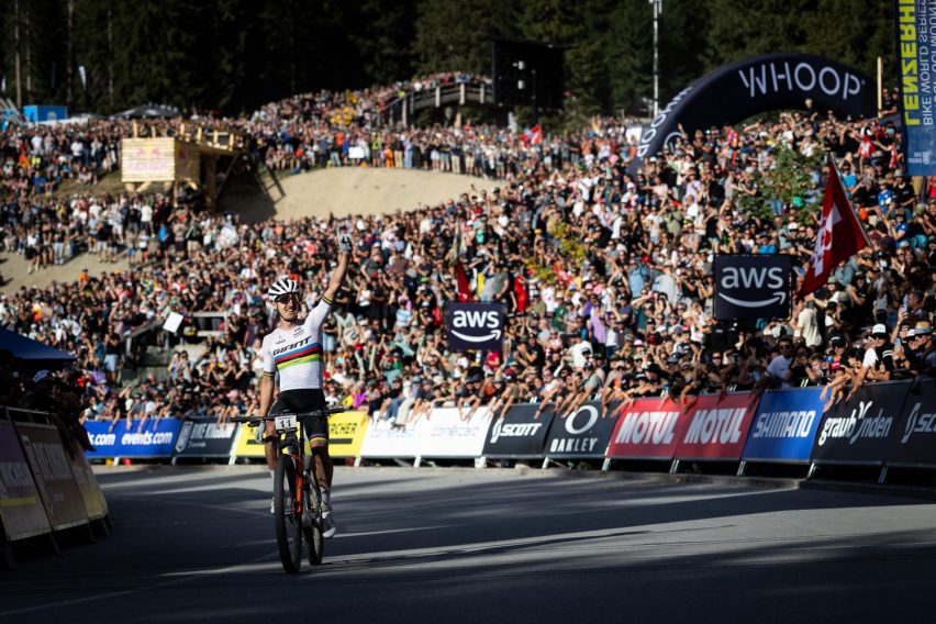 world cup xco 2025 lenzerheide - hatherly arrivo