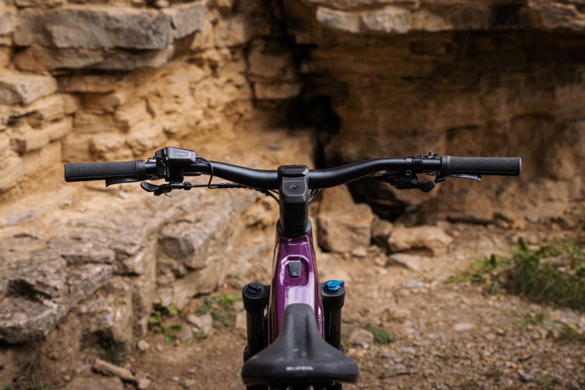 Focus Jarifa² 2026 eMTB - cockpit CIS