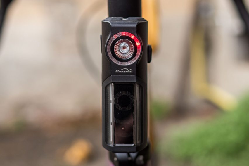magicshine seemee r300 luce posteriore con radar test - 04