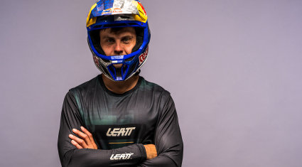 Leatt Ride Kit MTB Gravity 1.0 - Szymon Godziek - lifestyle 04