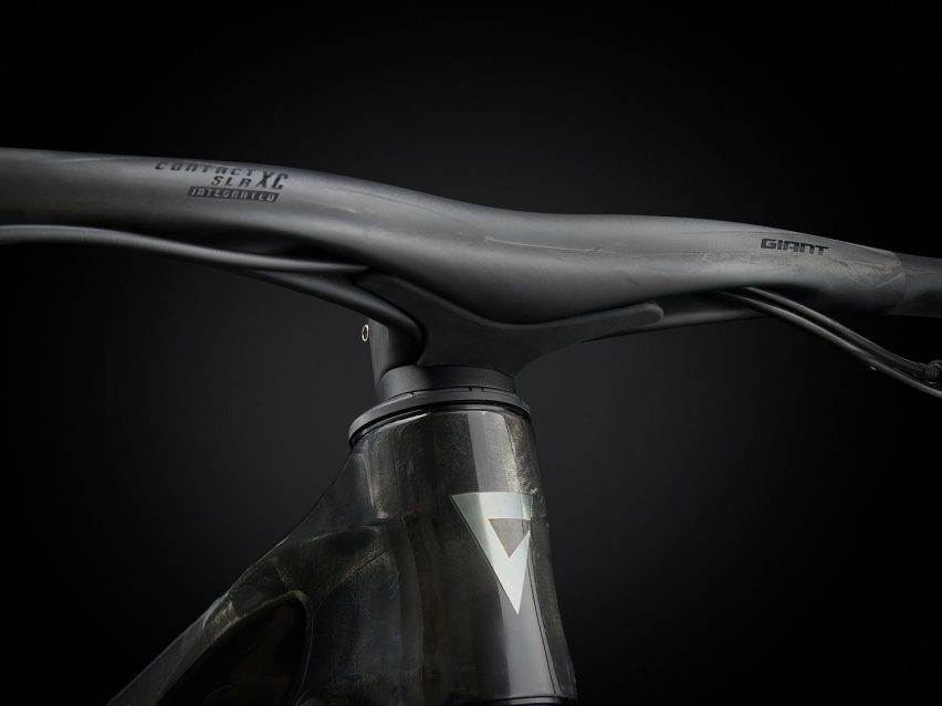 Giant Anthem Advanced SL MY26 - cockpit