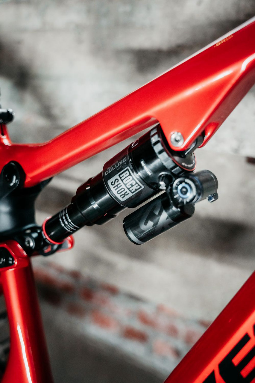 Nukeproof Reactor V2 - trail bike hooligan - Carbon Pro ammo