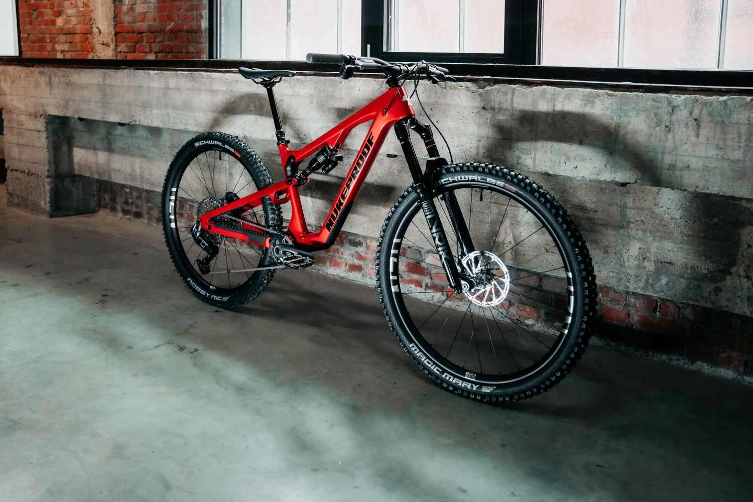 Nukeproof Reactor V2 - trail bike hooligan - cover