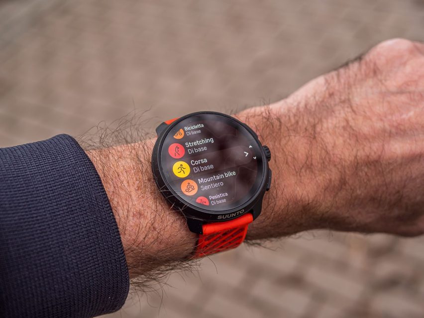 Suunto Race 2 smartwatch in test - 08