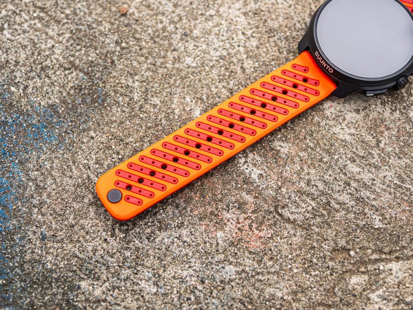 Suunto Race 2 smartwatch in test - 02