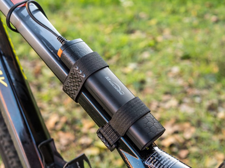 luci bici guida pratica - batteria esterna