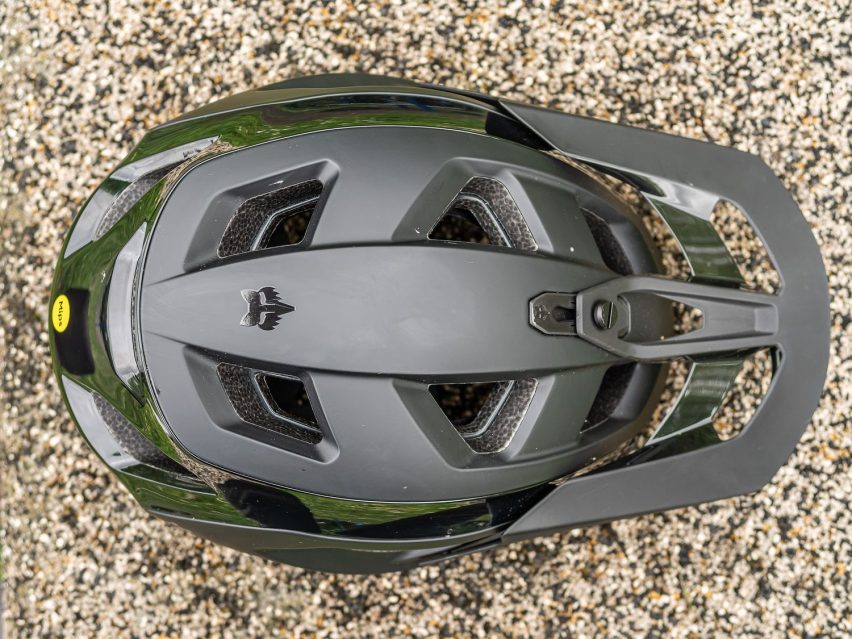 sostituire casco bici - guida pratica - 04