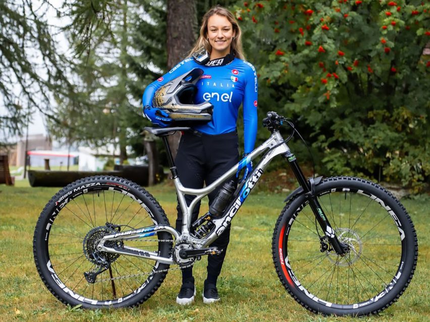 Nadine Ellecosta e Jan Laner Plan de Corones - nadine mondiali enduro 2025
