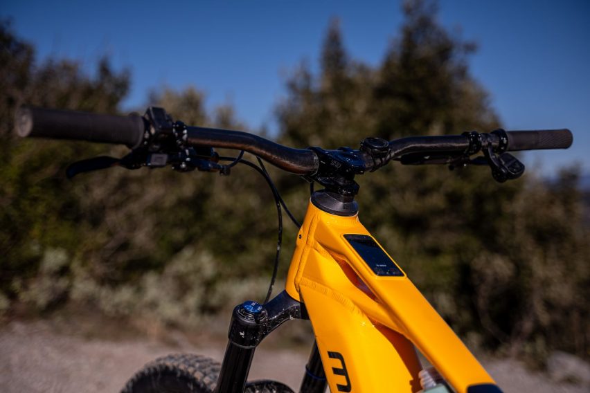 mondraker level xr - test emtb - cockpit