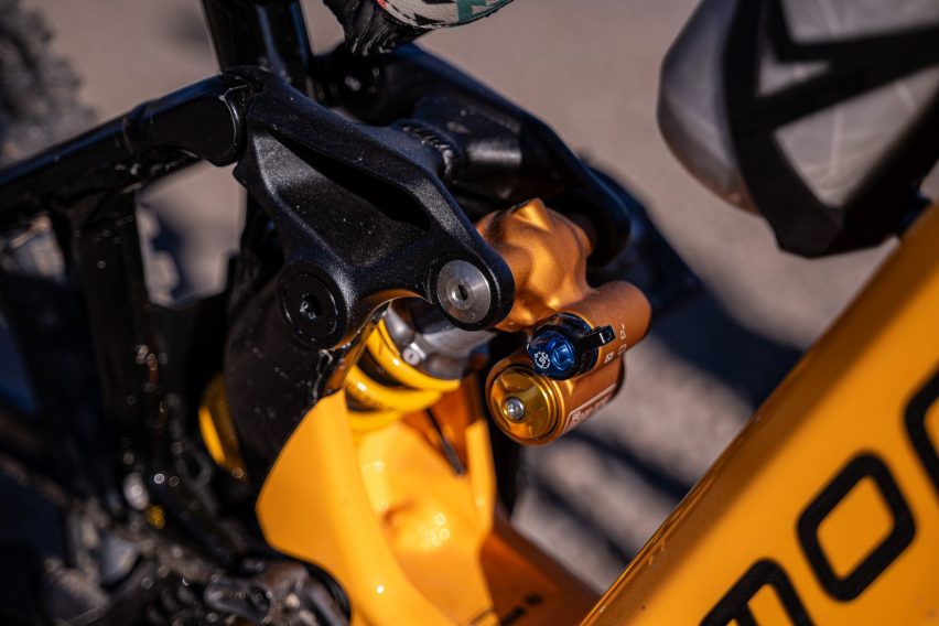 mondraker level xr - test emtb - link superiore