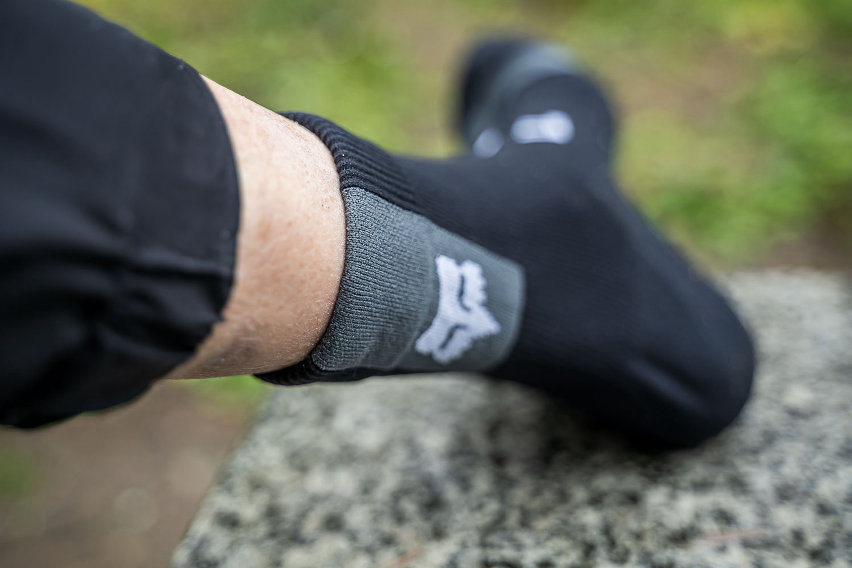 fox ranger water - test calze mtb impermeabili - 02