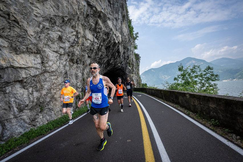 lago d'iseo 21k half marathon foto Marco Gulberti