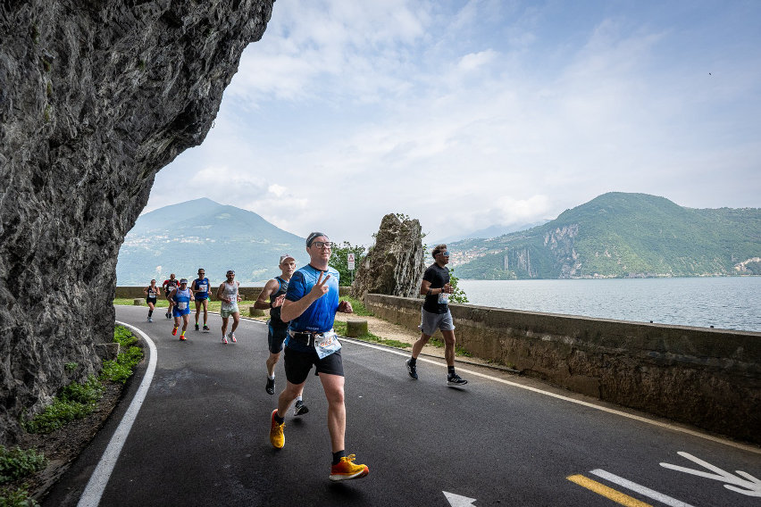 lago d'iseo 21k half marathon foto Marco Gulberti