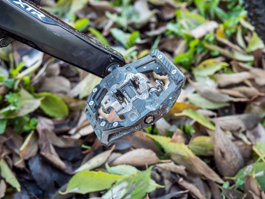 Leatt CeraMAG Gravity 8.0 Clip-in - pedali mtb test - traction platform 02