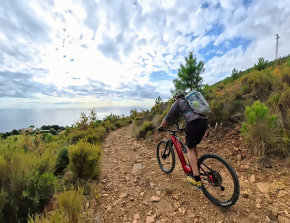 varazze in e-bike con insta360 x4 air - cover