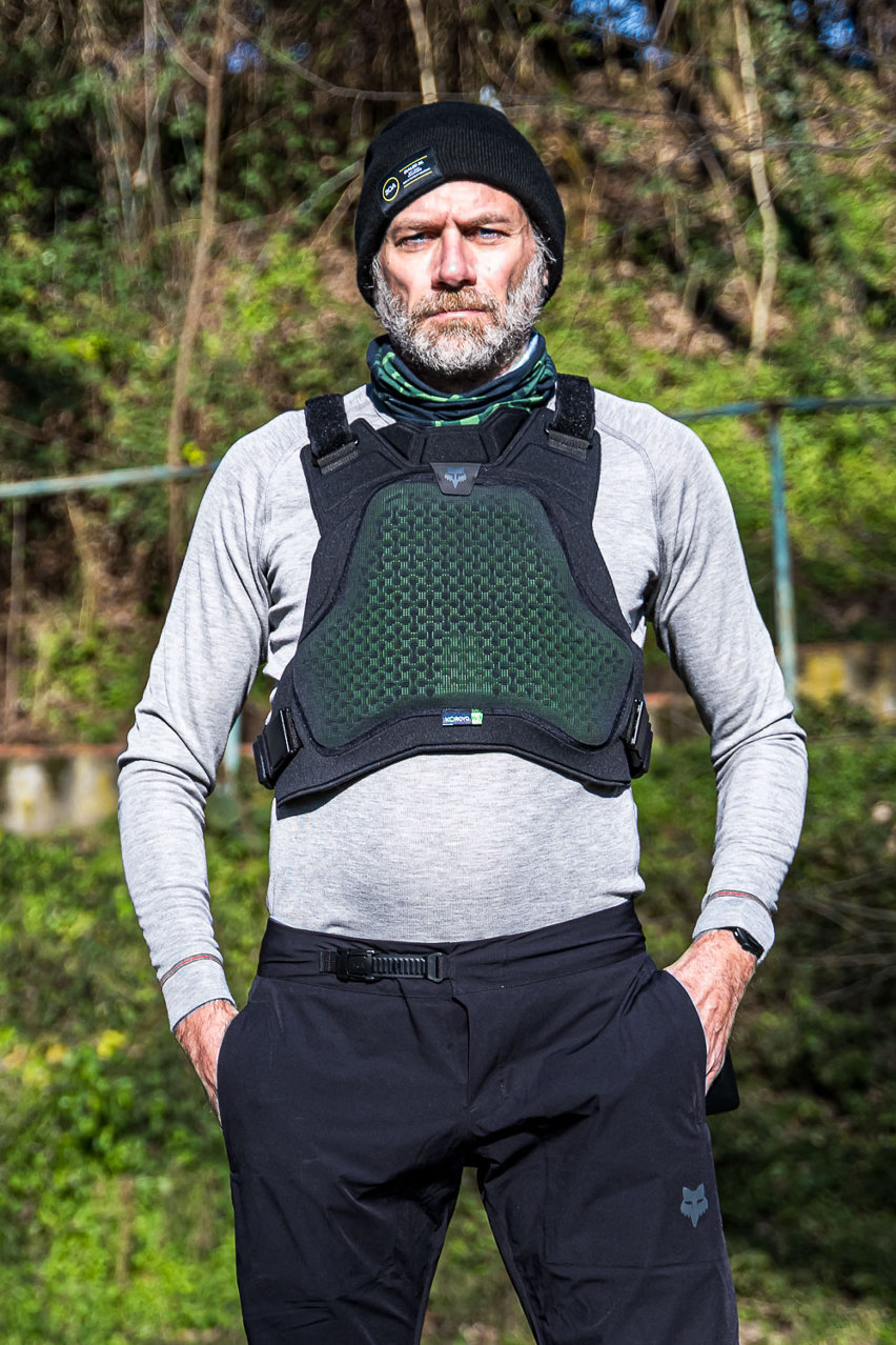 Fox Airframe Koroyd protezione torace mtb - front