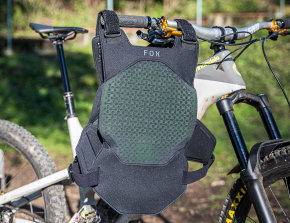Fox Airframe Koroyd protezione torace mtb - cover