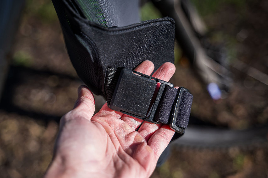 Fox Airframe Koroyd protezione torace mtb - 02