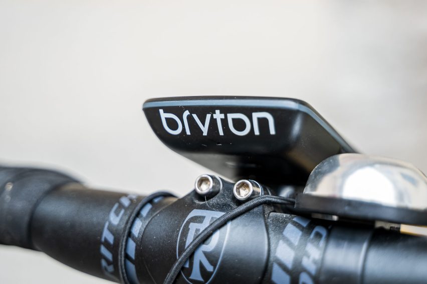 bryton rider s810 test ciclocomputer gps - fronte