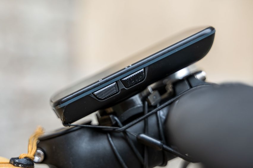 bryton rider s810 test ciclocomputer gps - lato dx