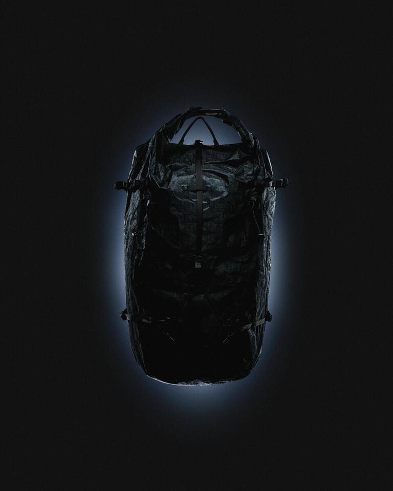 The North Face Summit Series Black / Edition