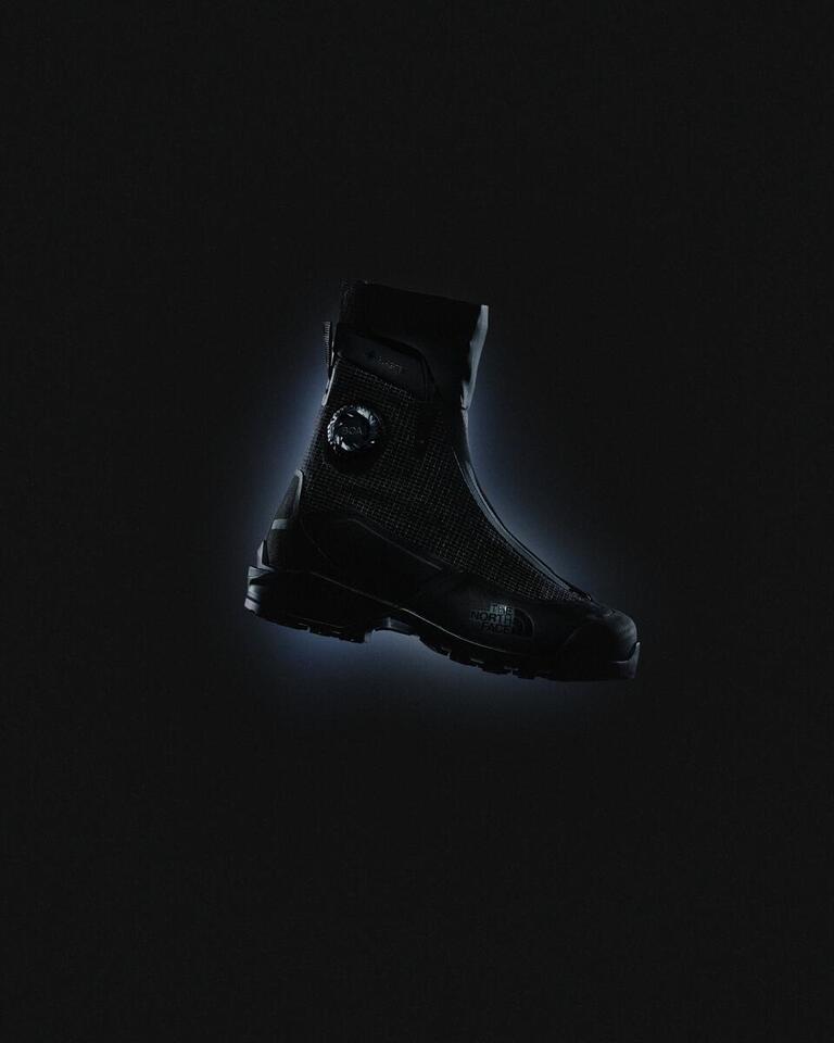 The North Face Summit Series Black / Edition