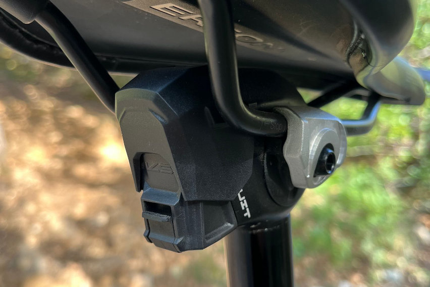 Reggisella telescopico KS Rage Circuit Wireless - batteria 01