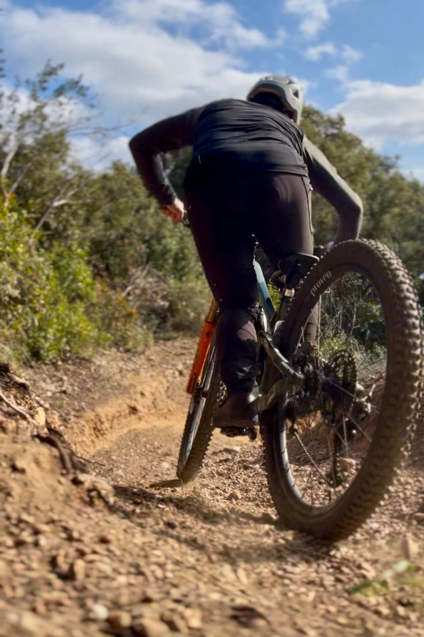 Reggisella telescopico KS Rage Circuit Wireless - action 02