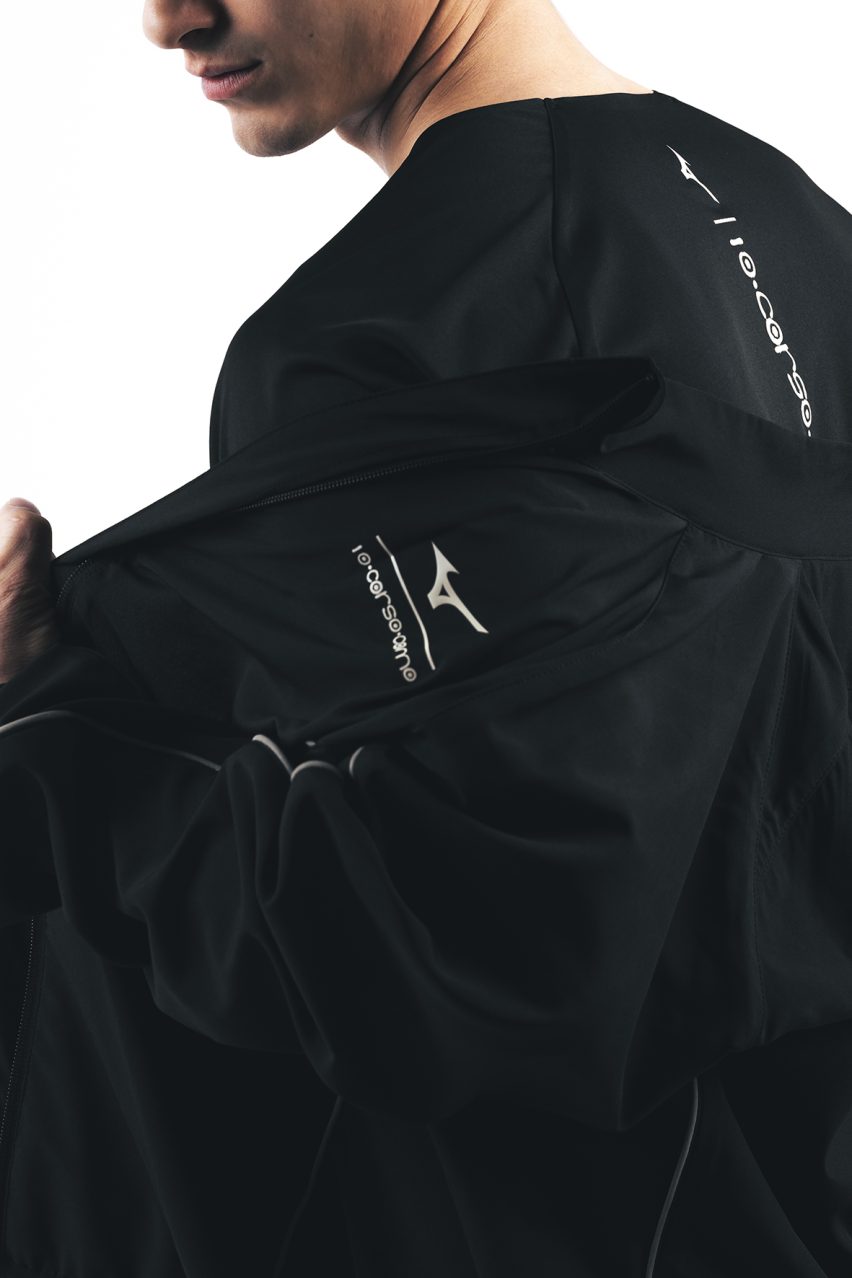 Mizuno Aurora Reflective 10 Corso Como Capsule