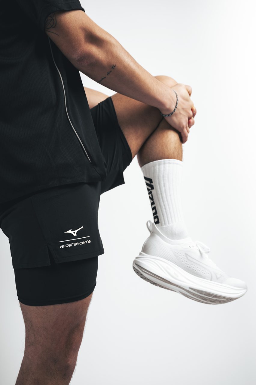 Mizuno Aurora Reflective 10 Corso Como Capsule