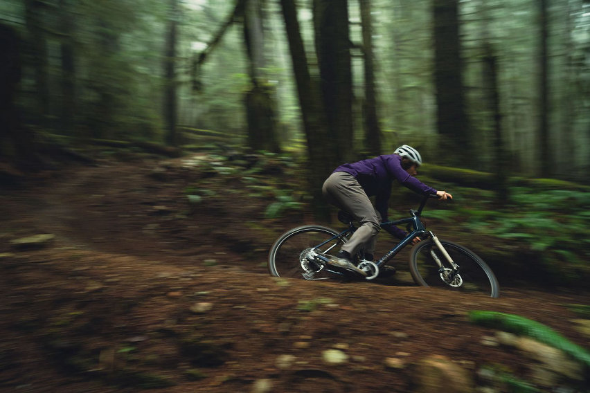 gravel per mountain biker - action Kona Ouroboros 01