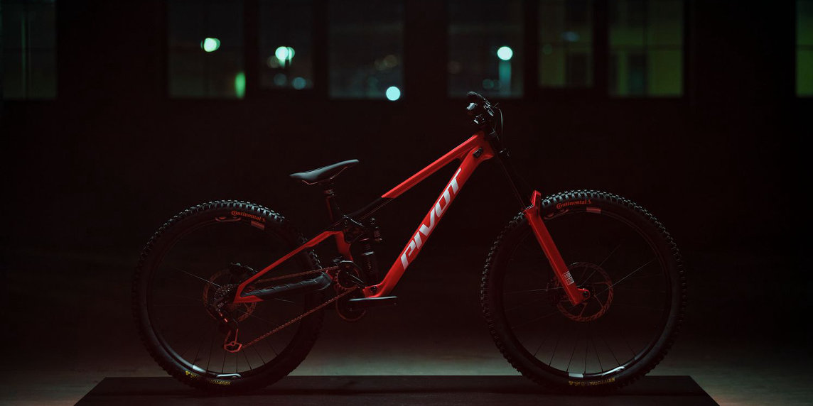 Pivot Phoenix XX DH Special Edition: la DH in rosso elettrico