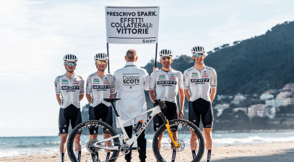 Scott Racing Team XCM 2026 - cover