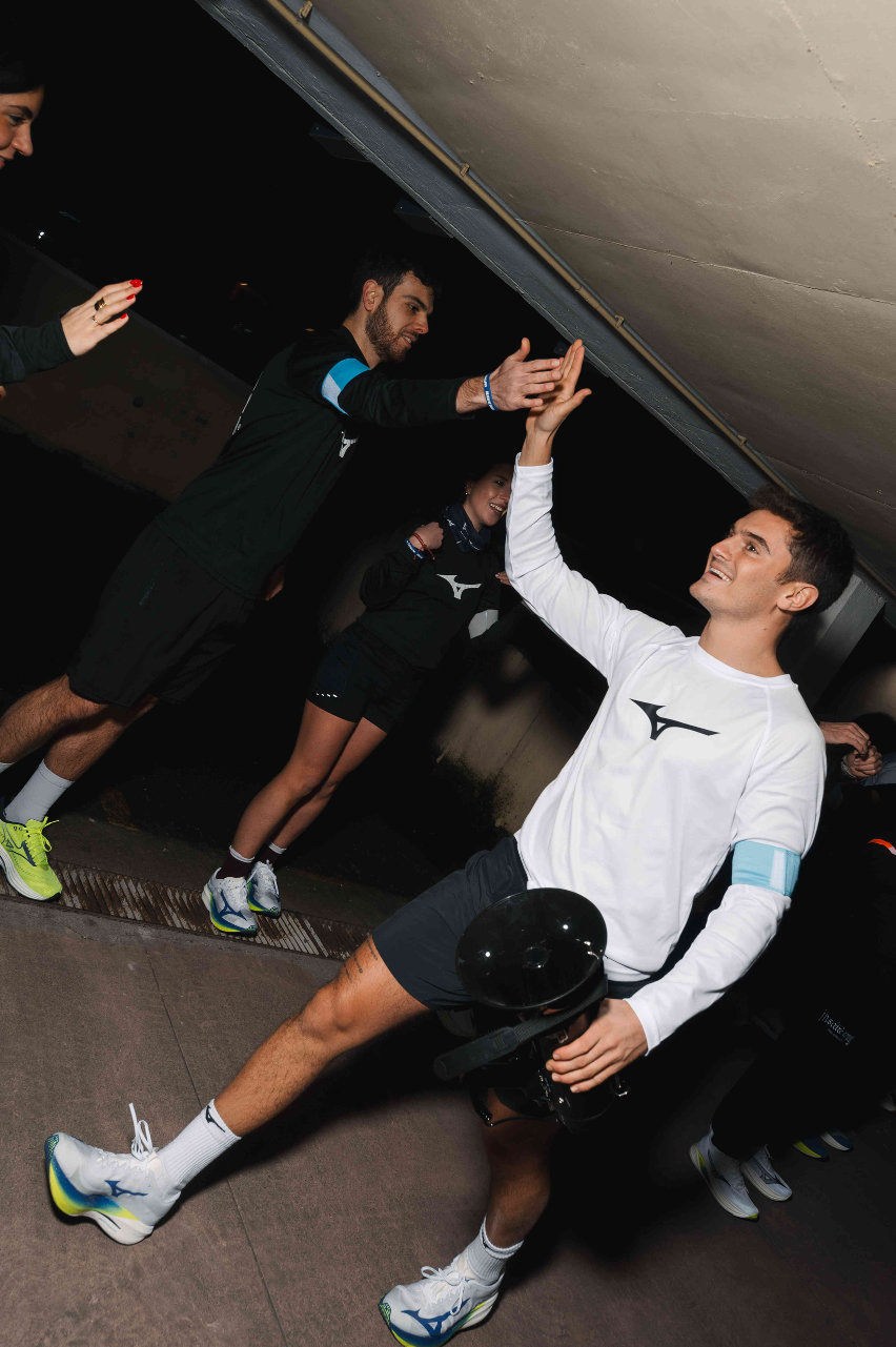 MIzuno pop up store breath thermo