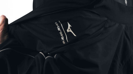 MIzuno pop up store breath thermo