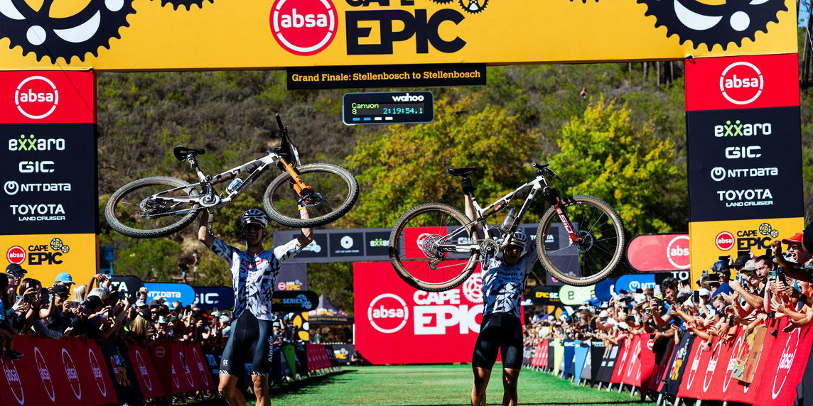 Cape Epic 2026: tre vittorie di tappa per Schwarzbauer & Gaze sulla nuova Canyon Lux World Cup