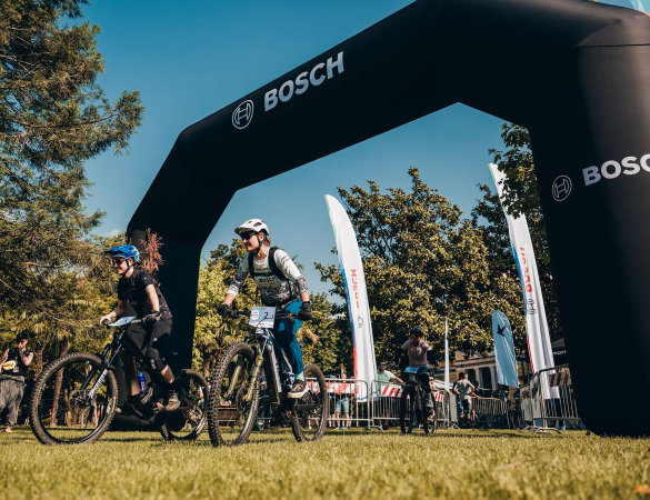 Bosch eMTB Challenge 2026: una stagione più grande, più internazionale, più competitiva