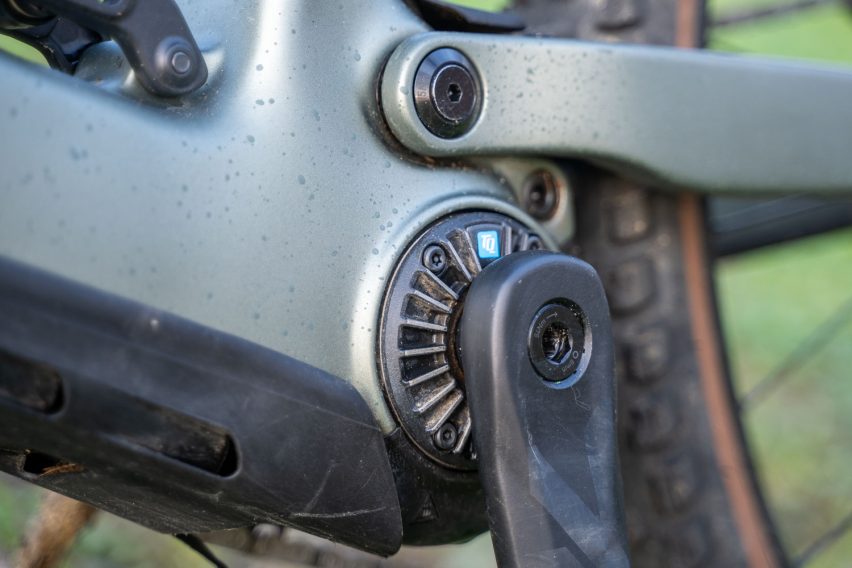 Trek Fuel+ EX 9.7 eMTB con TQ-HPR-60 review - motore 02