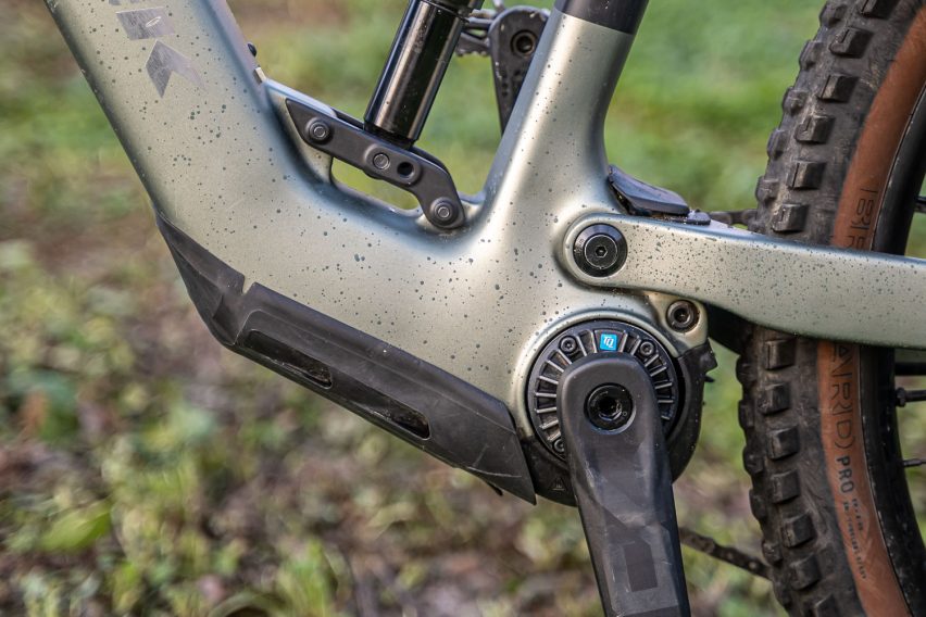 Trek Fuel+ EX 9.7 eMTB con TQ-HPR-60 review - motore